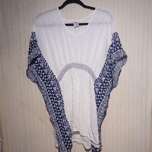 Merona White Top with Blue Detail
